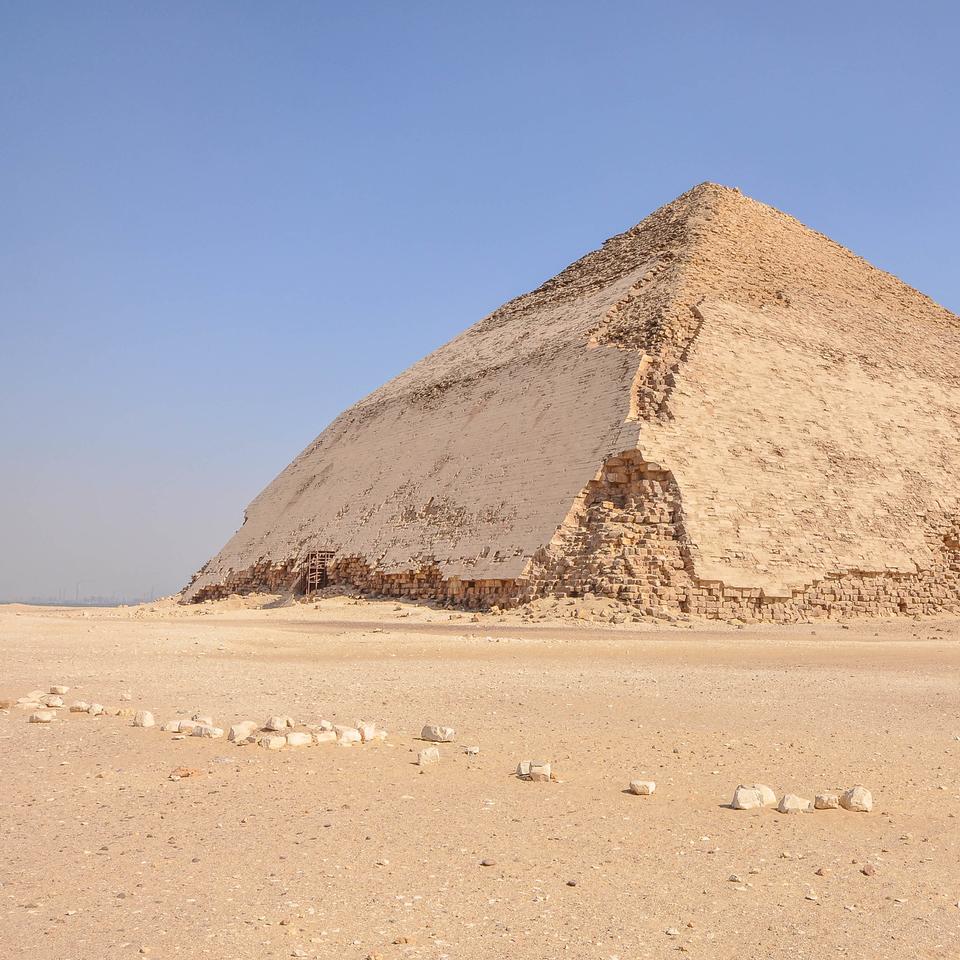 L'étrange pyramide « ratée » de Snéfrou peut maintenant se visiter — free download